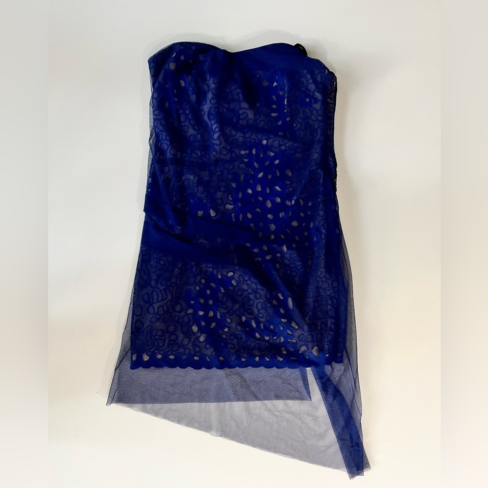 BCBG MAXAZRIA Royal blue mini dress size 2 used like new